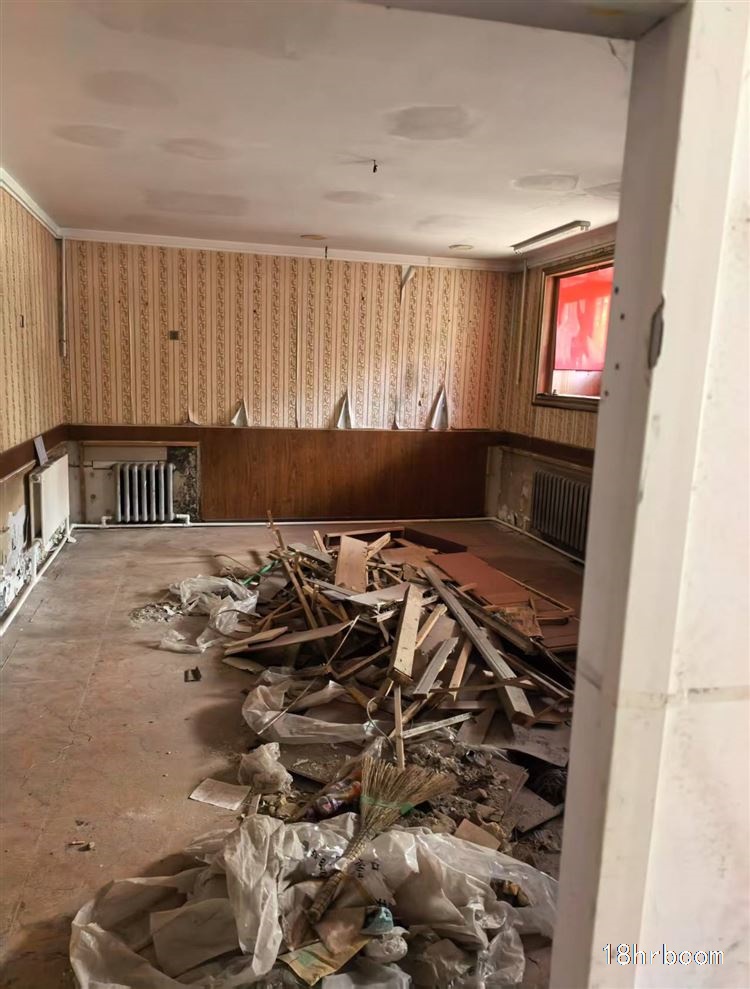 地址河潤(rùn)街63號(hào)臨近愛建社區(qū)門市